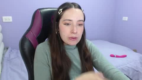 Vicky online show from November 15, 11:10 pm