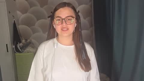 Lana online show from March 31, 5:13 pm