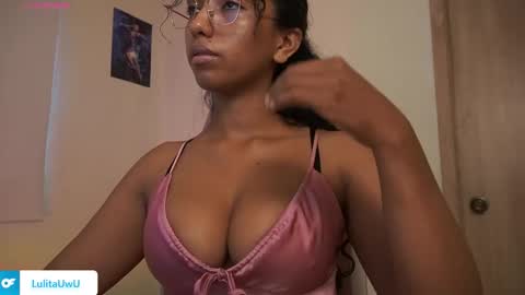 lulitauwu online show from February 21, 10:00 pm