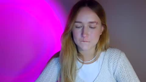 Lulu Baby18 online show from September 18, 8:11 pm