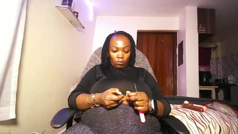 Snapshot of lulu_sparks1 chatting on July 7, 6:47 am lulu_sparks1 online show from July 7, 6:47 am