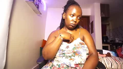 Snapshot of lulu_sparks1 chatting on July 12, 2:46 am lulu_sparks1 online show from July 12, 2:46 am