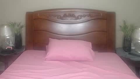 Snapshot of lulu_wild chatting on October 29, 11:34 am lulu_wild online show from October 29, 11:34 am