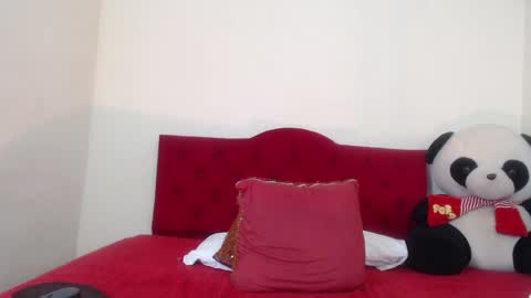 Snapshot of luluu_08 chatting on January 21, 9:36 pm LULU online show from January 21, 9:36 pm