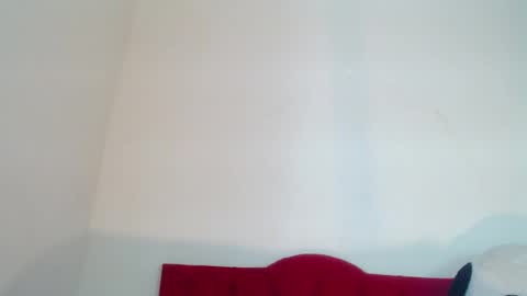 Snapshot of luluu_08 chatting on February 28, 9:33 pm LULU online show from February 28, 9:33 pm