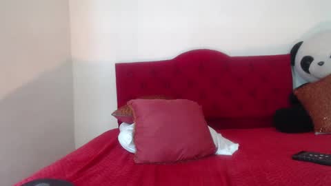 Snapshot of luluu_08 chatting on March 12, 5:07 pm LULU online show from March 12, 5:07 pm