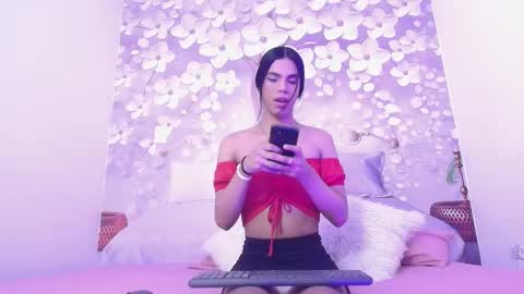 Snapshot of luluu_08 chatting on October 16, 7:59 pm LULU online show from October 16, 7:59 pm