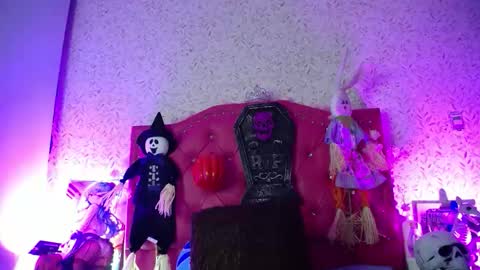 Luly online show from October 24, 10:28 pm