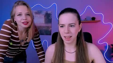 Sweet Lumi online show from May 29, 7:28 am