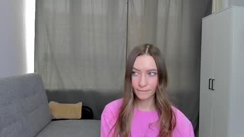 Snapshot of luminaya chatting on February 19, 9:38 am Naya online show from February 19, 9:38 am