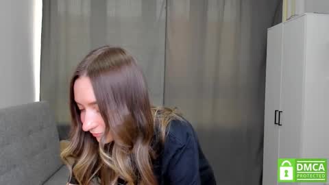 Snapshot of luminaya chatting on February 28, 12:17 pm Naya online show from February 28, 12:17 pm