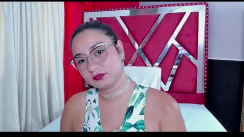 Luna  online show from October 6, 7:44 pm