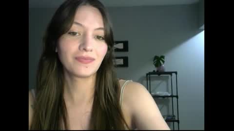 Snapshot of luna__art chatting on October 24, 12:19 am luna__art online show from October 24, 12:19 am