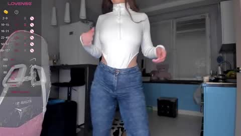 Alice online show from February 27, 5:47 pm