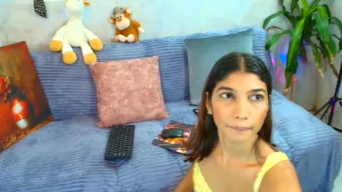 luna__logan online show from September 8, 2:49 pm