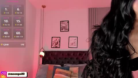     online show from November 23, 4:40 pm