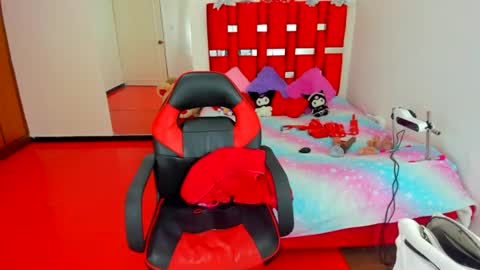 luna_analya online show from July 9, 1:20 am