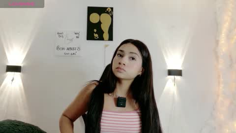 Snapshot of luna_and_banji chatting on March 2, 4:14 am luna and banji online show from March 2, 4:14 am