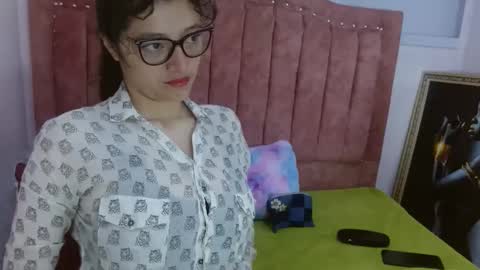 Snapshot of luna_azul_15 chatting on January 16, 2:08 pm dalia online show from January 16, 2:08 pm