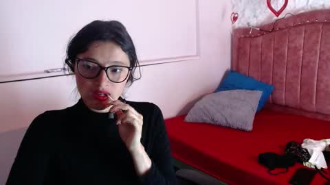 Snapshot of luna_azul_15 chatting on March 7, 4:00 pm dalia online show from March 7, 4:00 pm