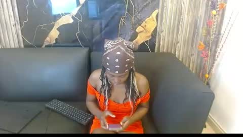 luna_bella882689 online show from June 19, 6:01 pm