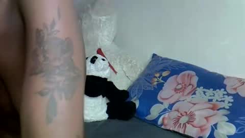 maskedmalkia online show from March 21, 2:16 am