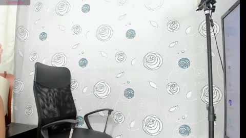 Luna Eva online show from October 24, 2:13 pm