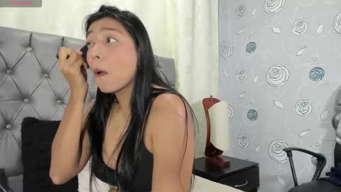 Snapshot of luna_evaa chatting on February 3, 2:33 pm Luna Eva online show from February 3, 2:33 pm