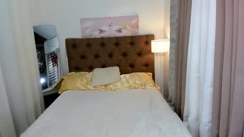 Snapshot of luna_harper13 chatting on September 9, 12:05 pm luna_harper13 online show from September 9, 12:05 pm