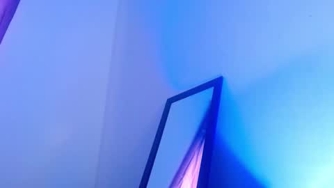 luna_hazard online show from March 6, 2:40 pm