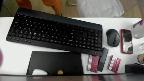 Snapshot of luna_laviolette chatting on December 21, 5:14 am Luna LaViolette online show from December 21, 5:14 am