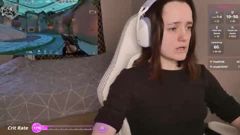 luna_loveeee online show from February 6, 5:01 am