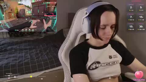 luna_loveeee online show from March 27, 8:26 am