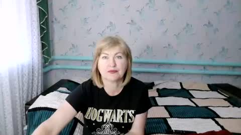 Snapshot of luna_lure11 chatting on June 19, 7:45 am luna_lure11 online show from June 19, 7:45 am