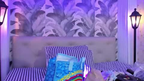 Luna Morgan online show from October 19, 3:18 am