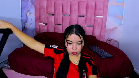 Luna  online show from January 25, 3:30 pm