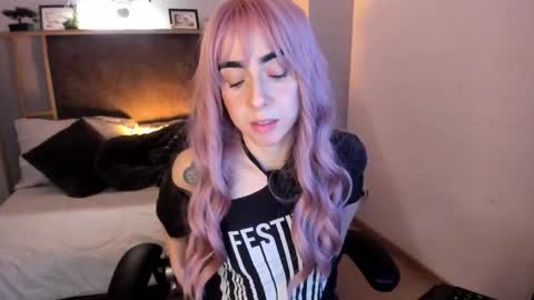 Luna online show from December 19, 3:52 pm