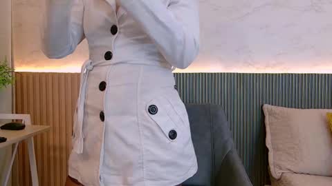 luna_valle online show from December 21, 8:16 pm