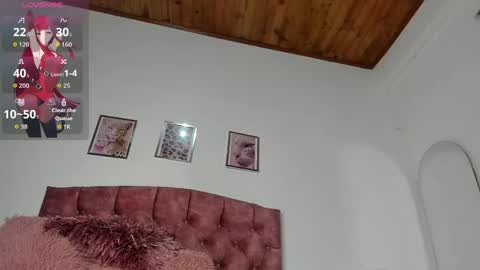 Snapshot of luna_velveth1 chatting on March 31, 10:15 am luna_velveth1 online show from March 31, 10:15 am