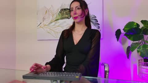 luna online show from April 14, 7:31 pm