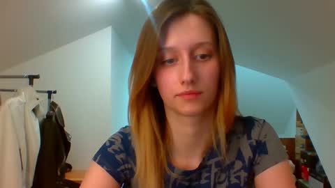 L U N A  online show from February 17, 4:48 pm