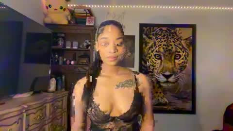 Snapshot of lunaa_11 chatting on January 24, 3:11 am lunaa_11 online show from January 24, 3:11 am