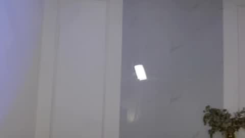 Snapshot of lunaamonroe chatting on November 10, 12:15 pm LunaaMonroe online show from November 10, 12:15 pm