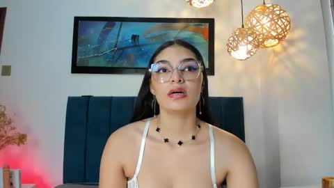 Luna Aspen online show from September 17, 6:20 pm