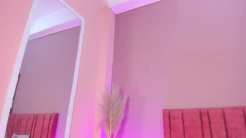 Snapshot of lunaaspen chatting on February 17, 6:14 pm Luna Aspen online show from February 17, 6:14 pm