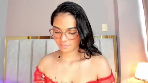 Snapshot of lunaaspen chatting on February 24, 6:17 pm Luna Aspen online show from February 24, 6:17 pm