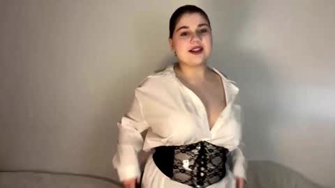 Luna online show from February 18, 8:10 am