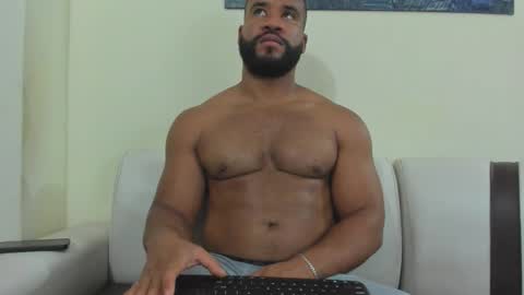 Snapshot of lunainsane58 chatting on March 16, 8:18 am Luna online show from March 16, 8:18 am