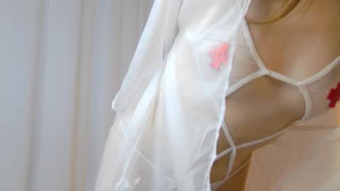 lunakirby online show from February 14, 2:03 pm