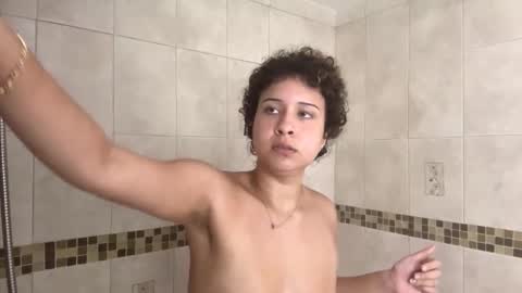 lunaloopzz online show from March 30, 5:36 pm